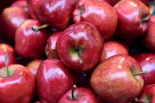 Apple (1 kg, 12-Nos)